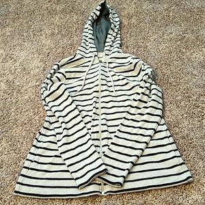 💝 L.L. Bean Striped Hoodie